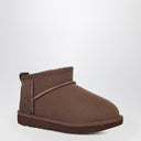UGG 브라운 클래식 울트라 미니 앵클 부츠