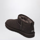 Bota de cano curto UGG Classic Ultra Mini cor cacau empoeirada