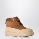 Botines híbridos para el clima Neumel color castaña de UGG