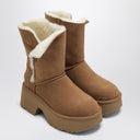 UGG 체스트넛 클래식 에스미 부츠
