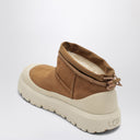 Stivali ibridi UGG Classic Ultra Mini impermeabili color castagna