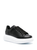 Tênis oversized de couro Alexander McQueen