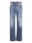 Jeans Brunello Cucinelli con parche de logo en la parte trasera y efecto desgastado