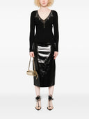 Blusa canelada com renda e decote em V