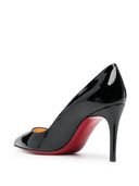 Christian Louboutin com salto preto