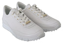 Zapatillas de cuero blancas elegantes