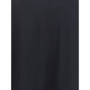 Schwarze Wollkleidung