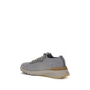 Graue Gummi-Sportschuhe