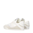 Tênis baixos de tecido branco