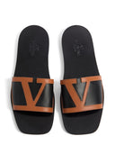 Valentino Garavani Viva Superstar Slide Sandal In Nappa