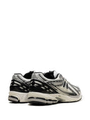 New Balance 1906R Sneakers