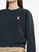Sudadera bordada con zorro de Maison Kitsuné