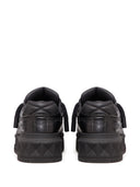 Valentino Garavani Sneakers Black