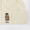 Gorro Polo Bear de Polo Ralph Lauren en lana color crema