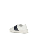 Open Sneakers